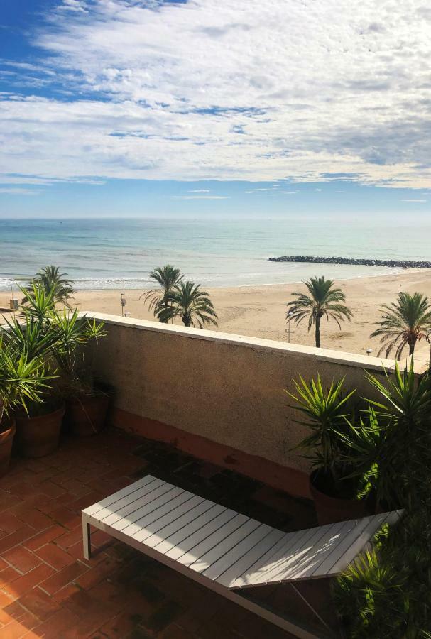 Espectacular Atico Duplex Con Vistas Al Mar Apartment Cunit Exterior photo